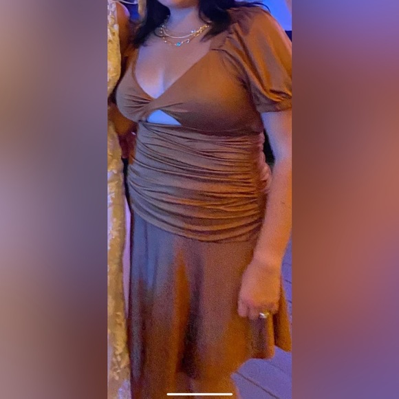 Maxine Puff Sleeve Twist Front Asymmetric Hem Dress - Picture 12 of 12